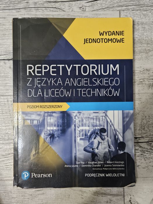 Repetytorium z języka angielskiego dla liceów i techników -rozszerzony