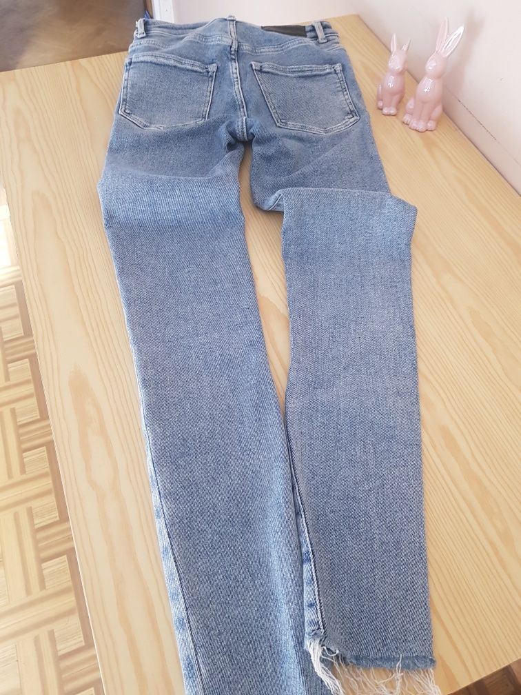 Spodnie jeans rurki