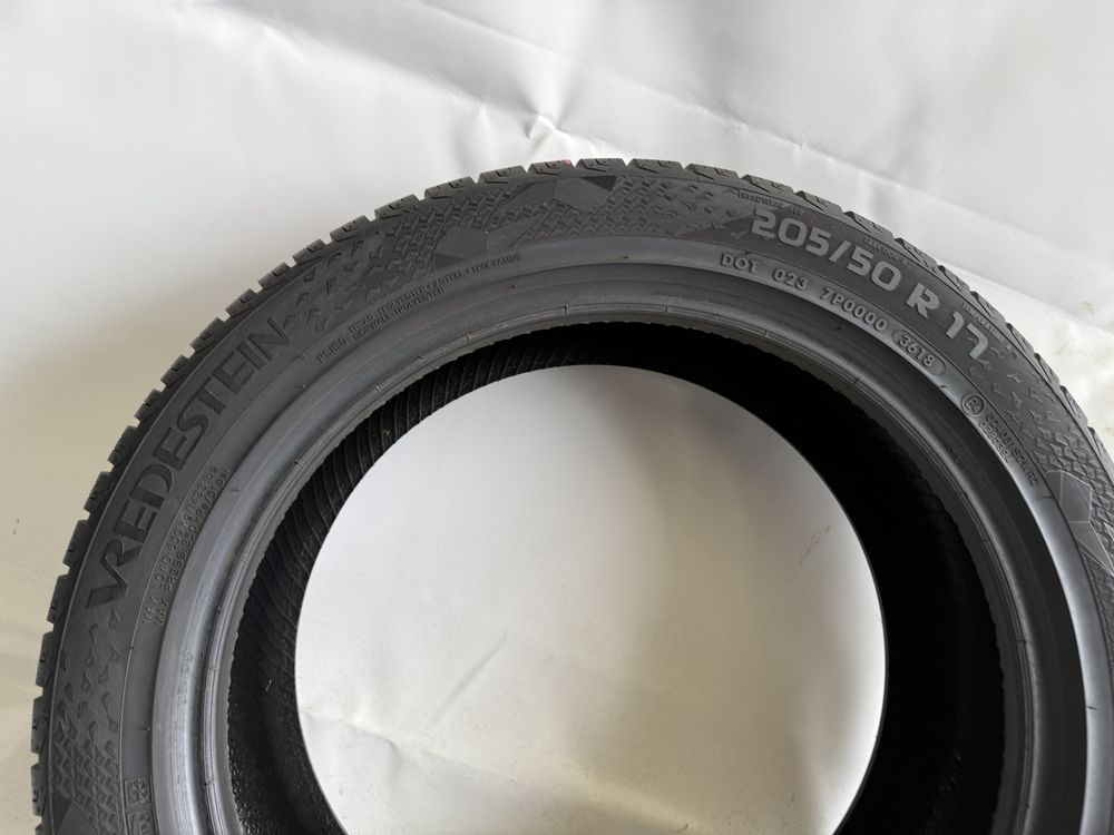 205/50/17 Vredestein Quatrac 5 93V 2018R (521)