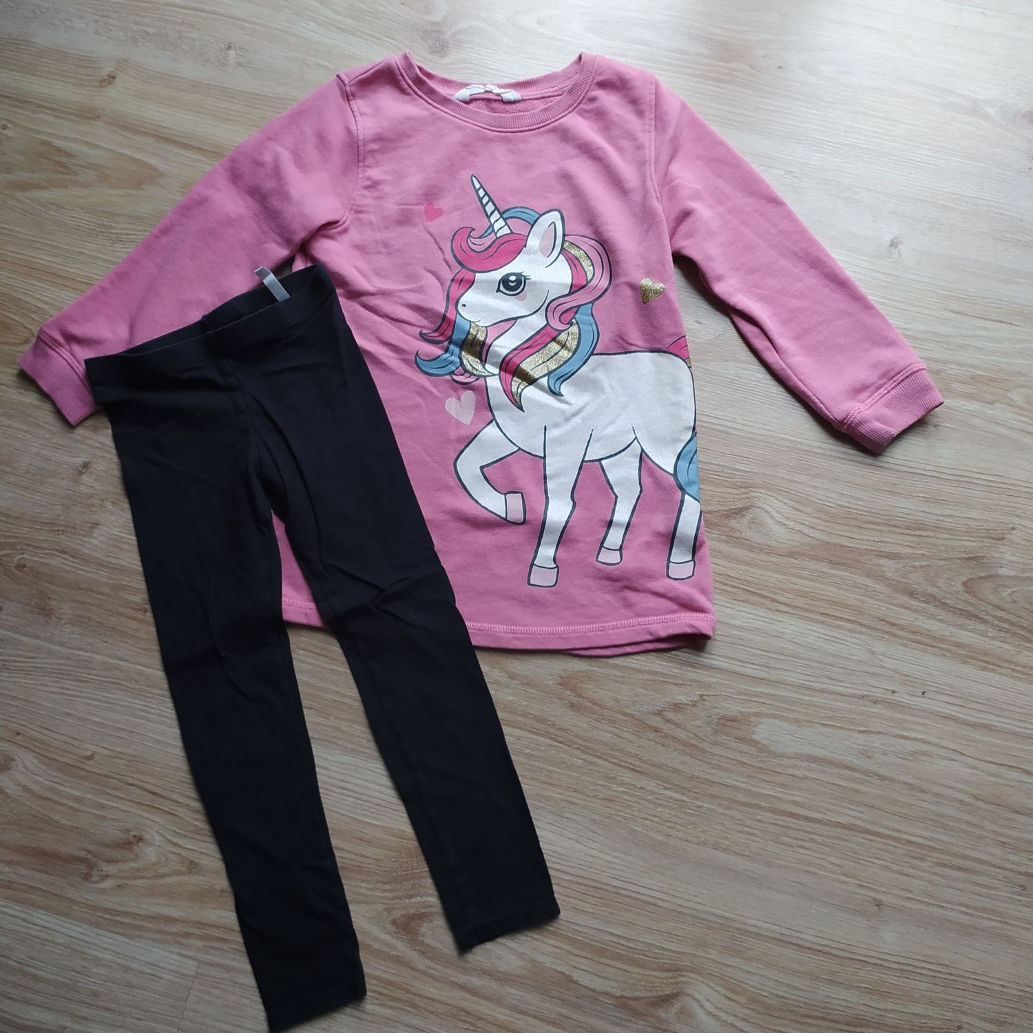 201-> UNICORN komplet tunika legginsy H&M r.116 5-6Y jednorożec