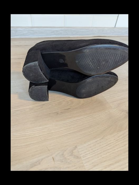 Туфлі жіночі чорні