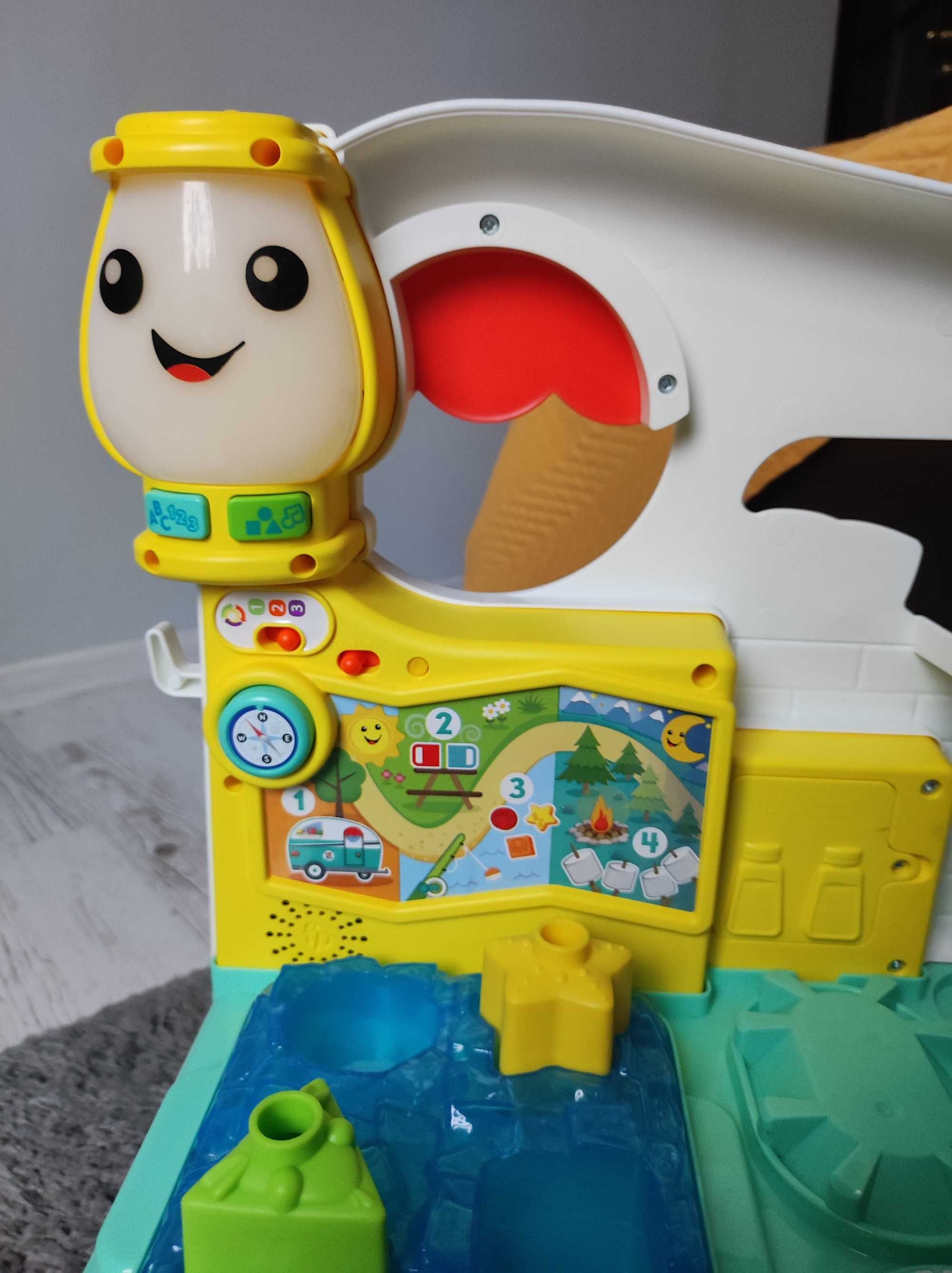 Fisher Price Wesoły Kamper Malucha 9-36 m-cy