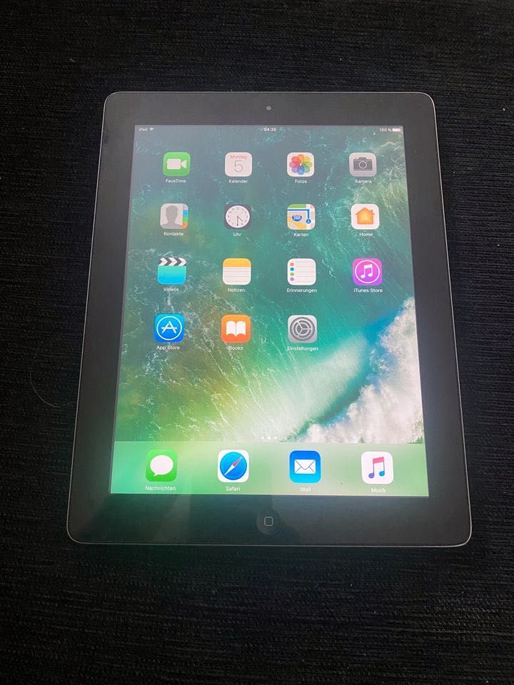 Планшет Apple iPad 4 A1458 Retina 32GB (MD511FD/A)