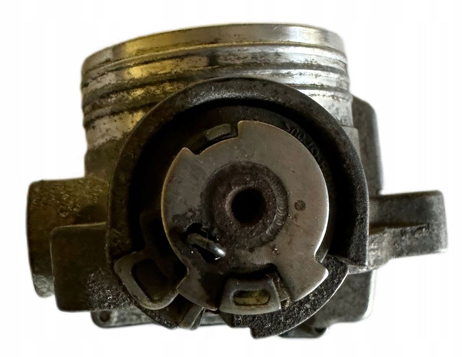 Przepustnica + Wtyczka Citroen Berlingo C2 C3 Nemo Peugeot 206