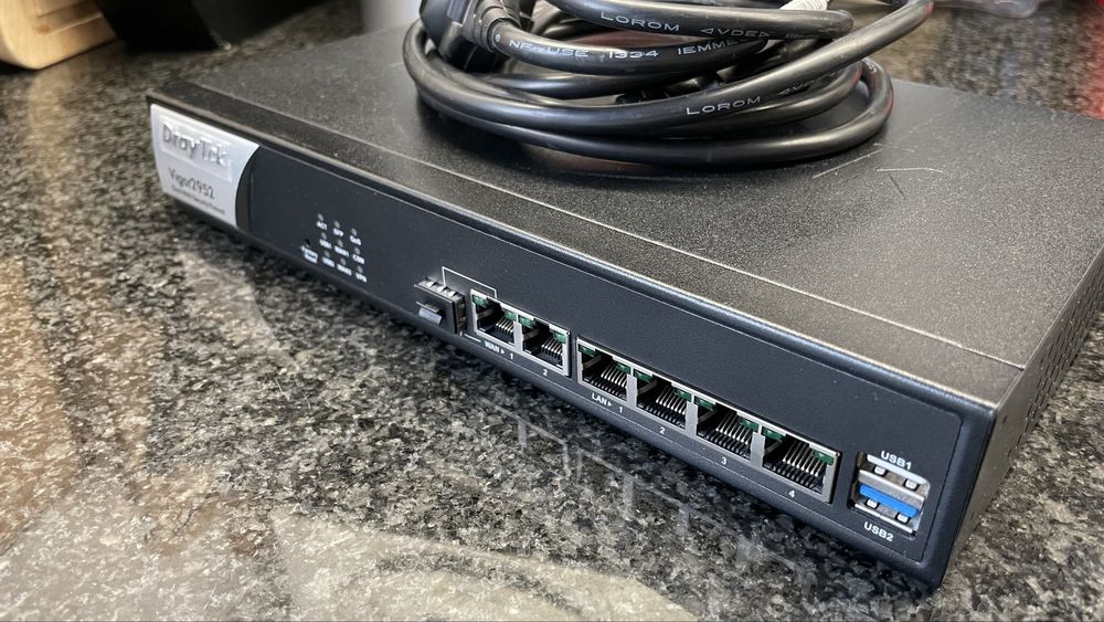 DrayTek 2952 Router64550763257729120