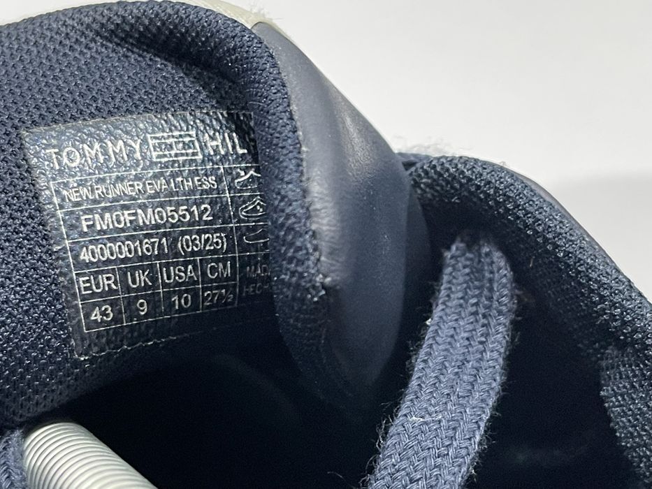 TOMMY HILFIGER 43 27.5см.  Кросівки