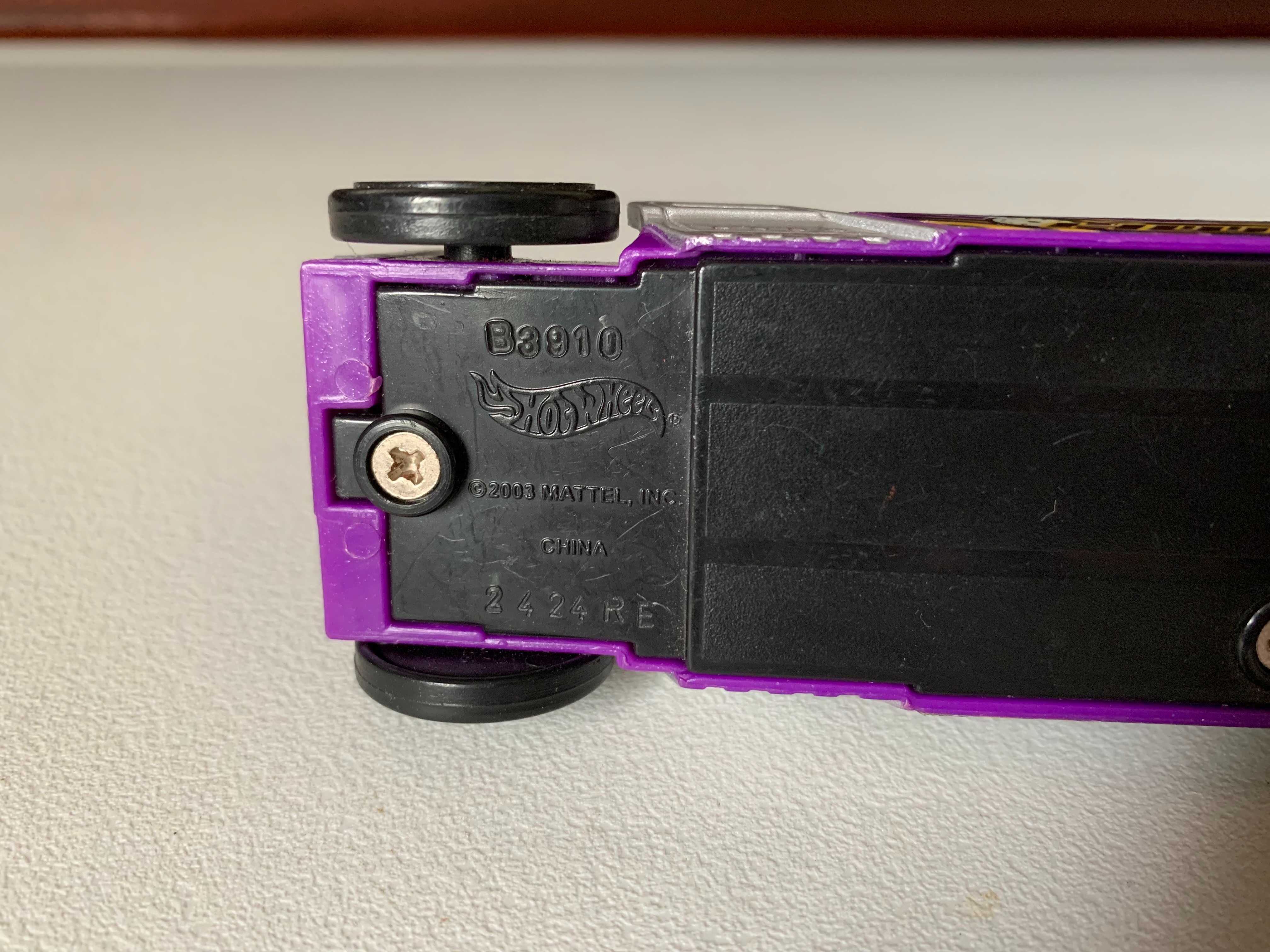 Camião Hot Wheels 2003