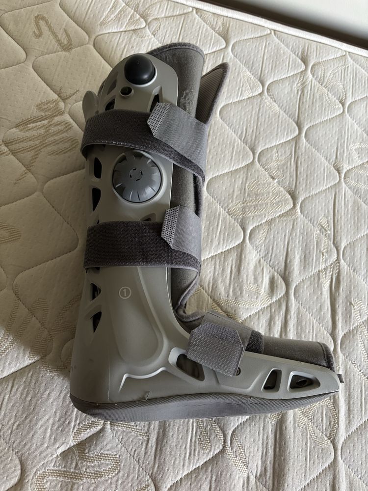 Bota Walker AirSelect Standard da Aircast.