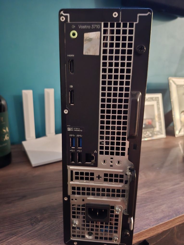 Komputer DELL Vostro 3710