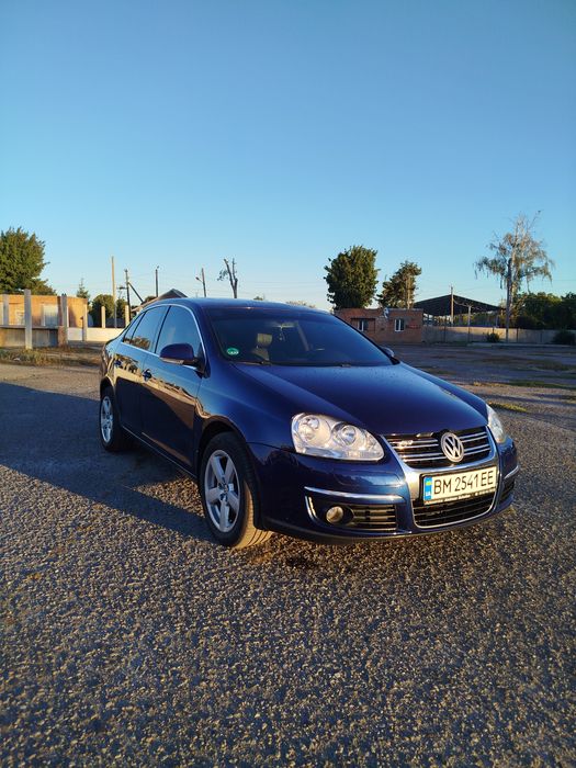Volkswagen Jetta 1.6 бензин мех6