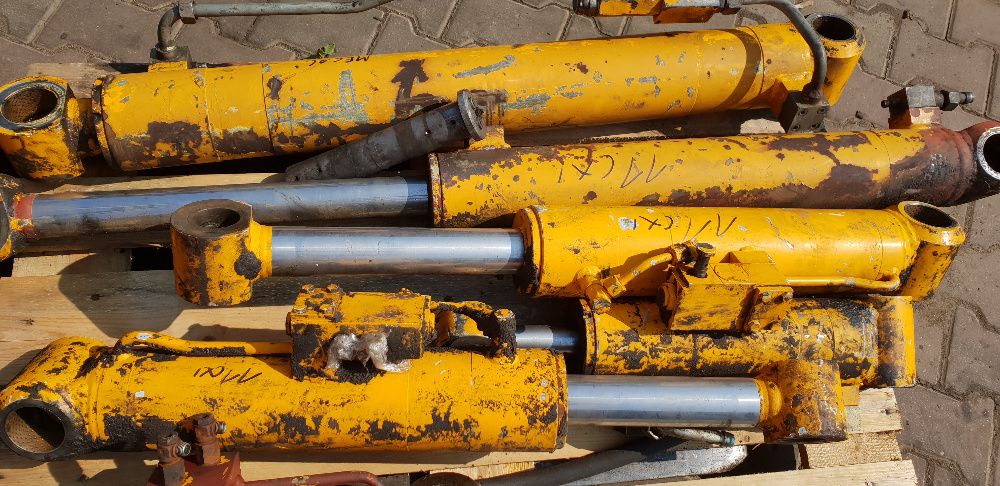 koparka mecalac 11 cxi cx zamek siłownika podpory