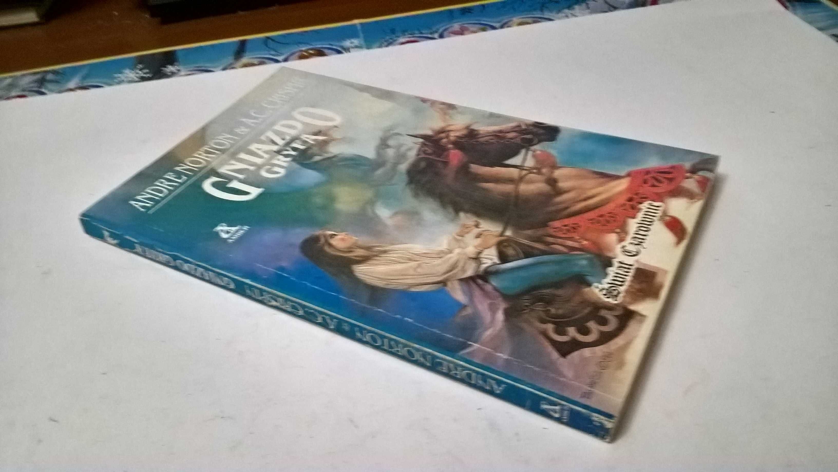 Gniazdo Gryfa
Andre Norton,