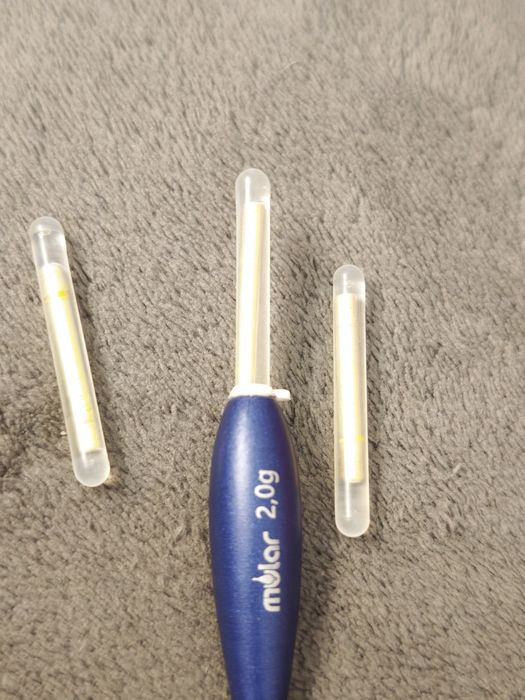 Spławik do bata 2gr z wymiennymi antenkami