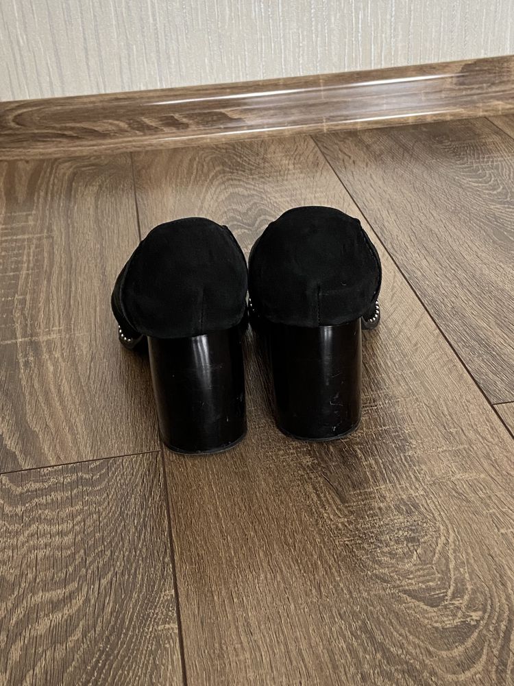 Качественные замшевые туфельки Mario Muzi