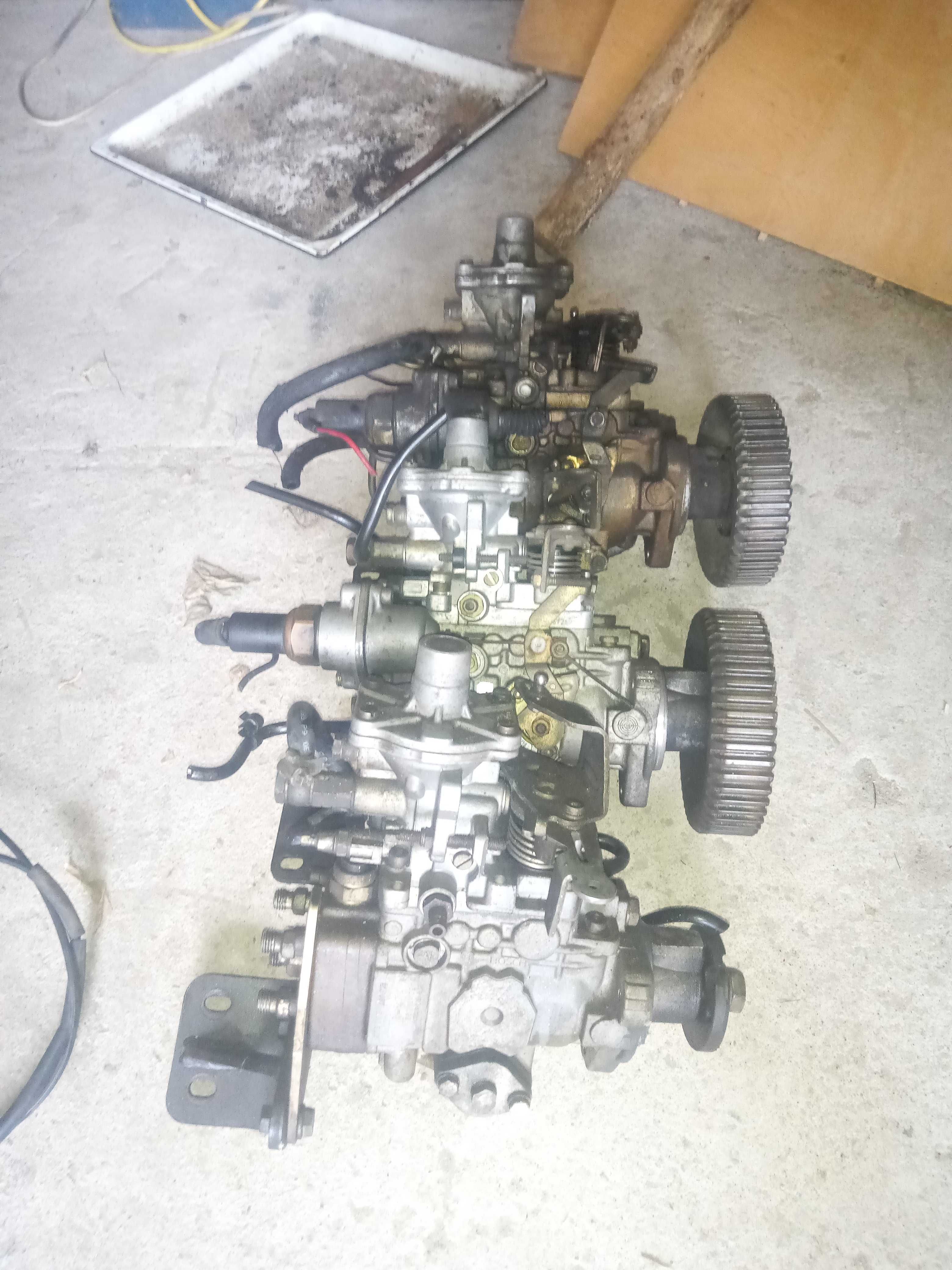 pompa wtryskowa BOSCH ford Transit 2.5d 2.5td turbo paliwa mk4 tdi