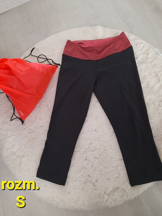 Spodnie do ćwiczeń, getry, legginsy fitnes Nike S