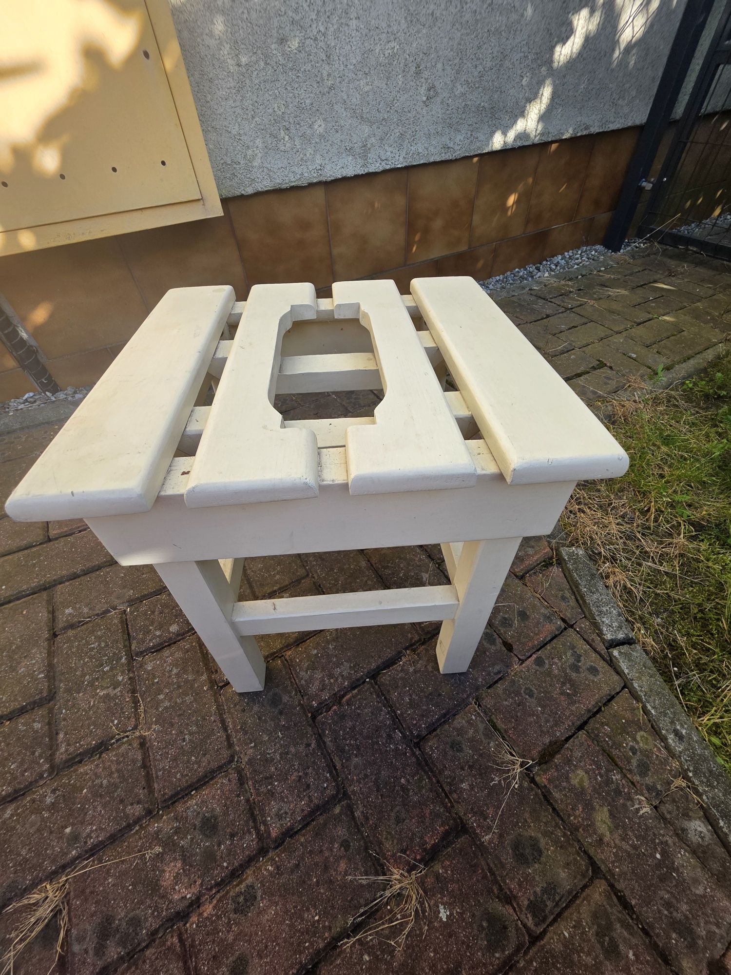 Taboret PRL lite drewno