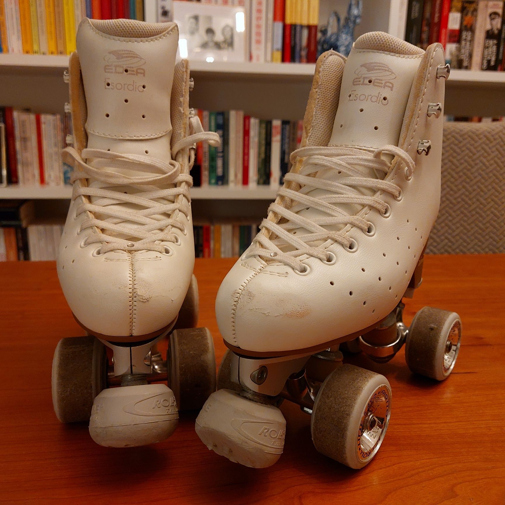 Patins de patinagem artística