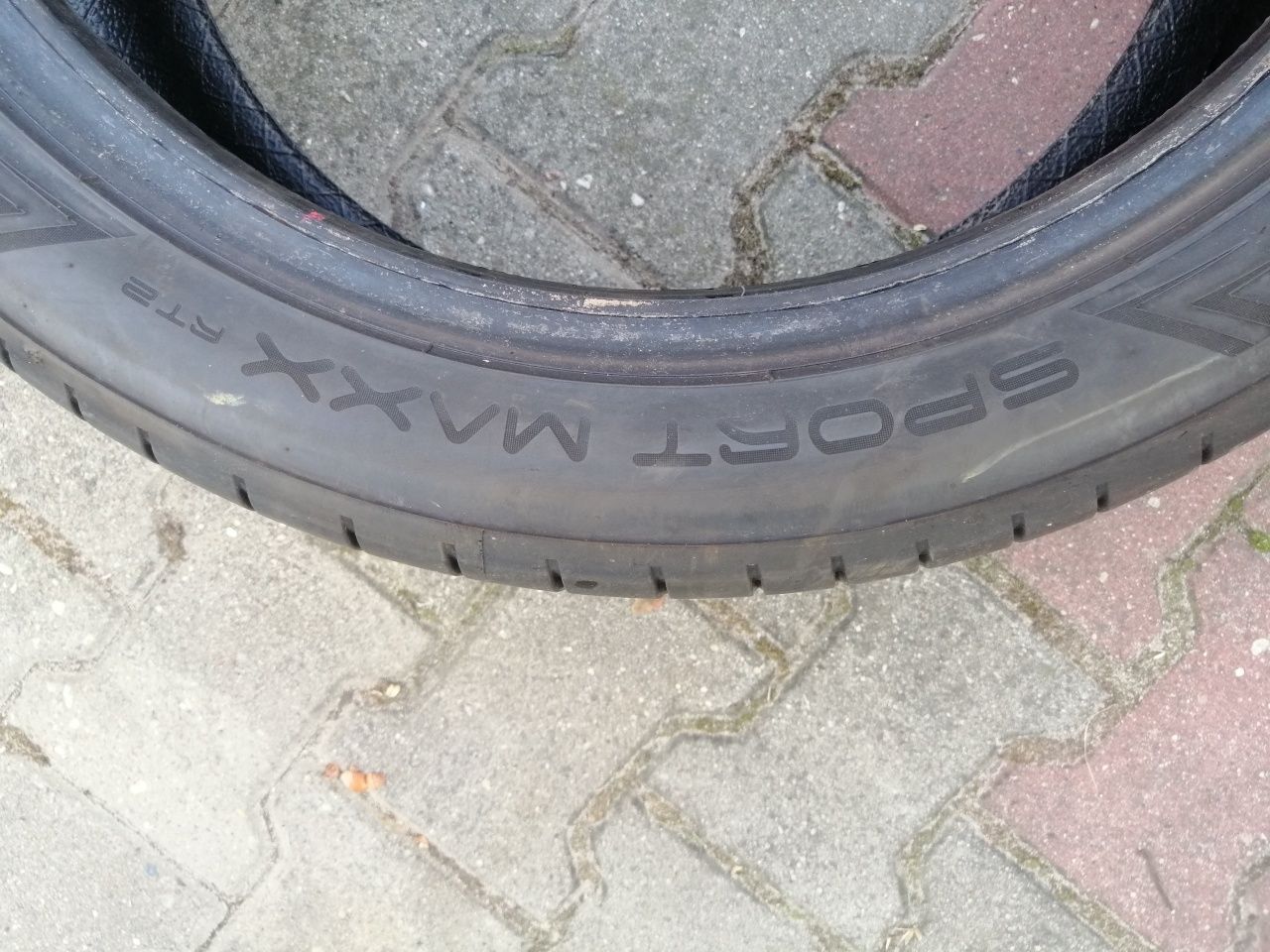 225/45ZR18 95Y Dunlop Sport Maxx RT2