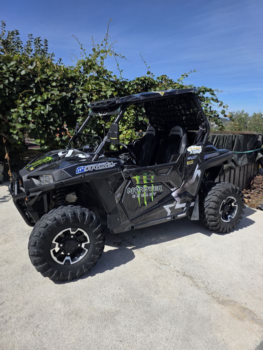 Polaris rzr  900