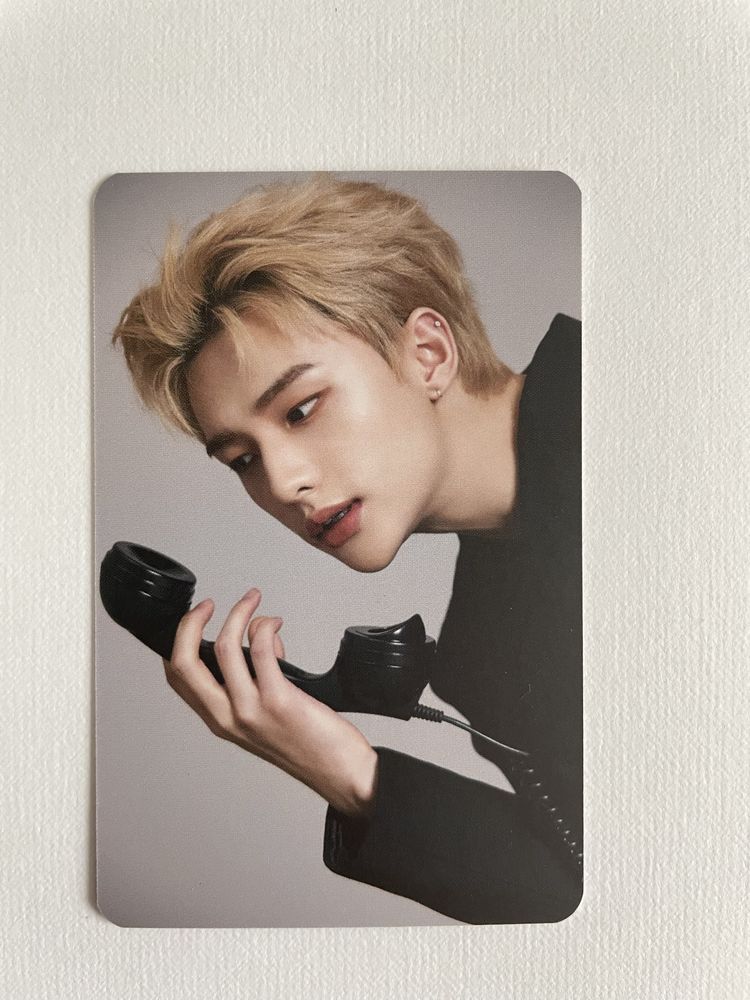 Hyunjin photocard Nacific SKZ in the black