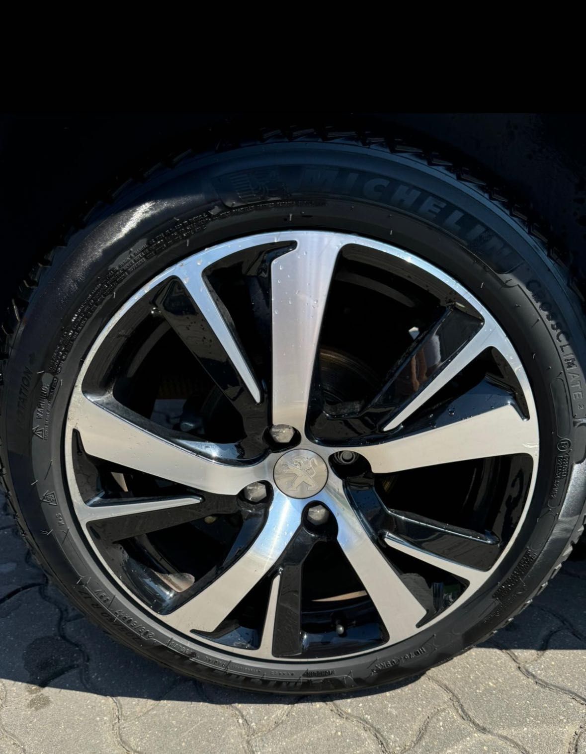 Peugeot 2008 Impecável