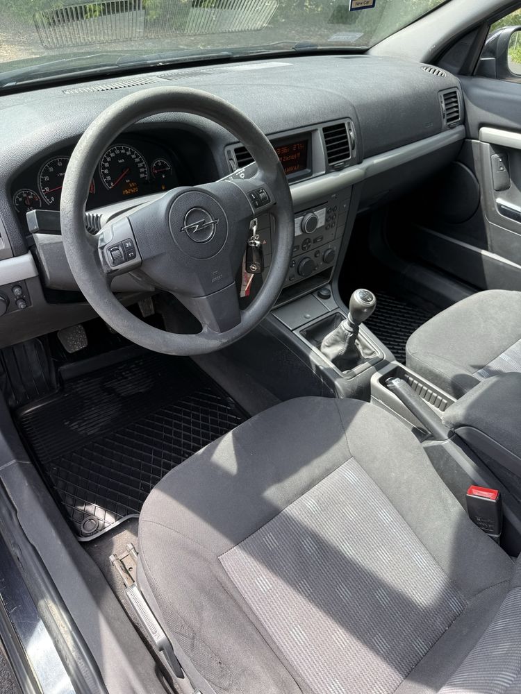 Opel Vectra C 1.6 benzyna 2008 r