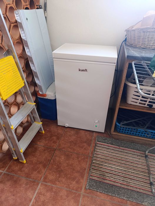 Vendo arca horizontal nova