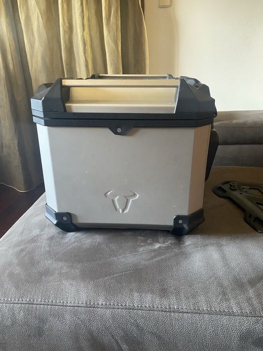 Top Case Sw Motech c/ suporte Troca