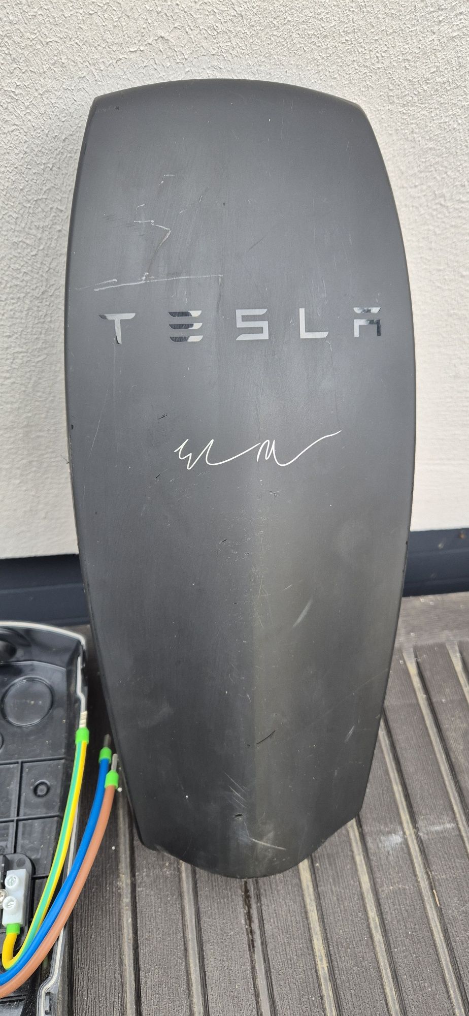 Tesla Wollbox Ładowarka