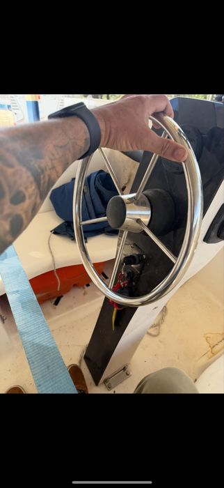 Veleiro mcgregor 26 ‘de 2011 ,yamaha 50 cv  atrelado rodado duplo