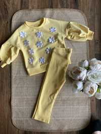 Komplet żółta bluza z kwiatkami 3D i legginsy prążek