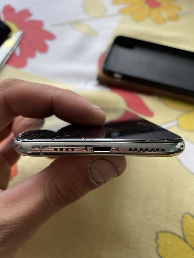 Iphone xs max oraz x