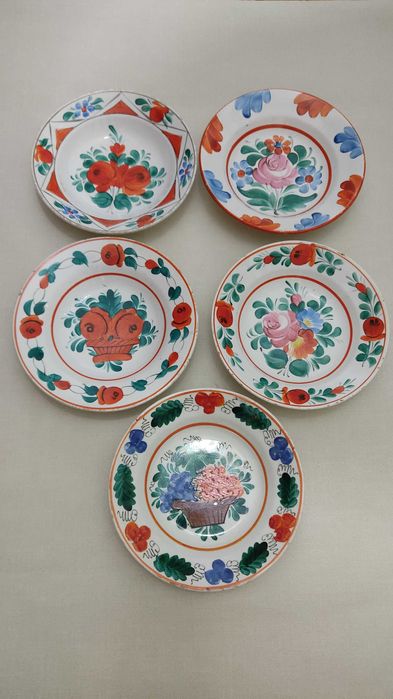 Стародавні настінні тарілки часів Австро Угорщини