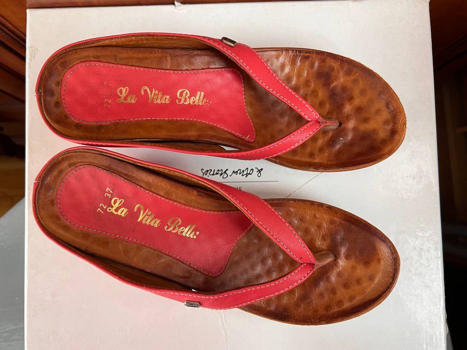 Шкіряні шльопки 36 р