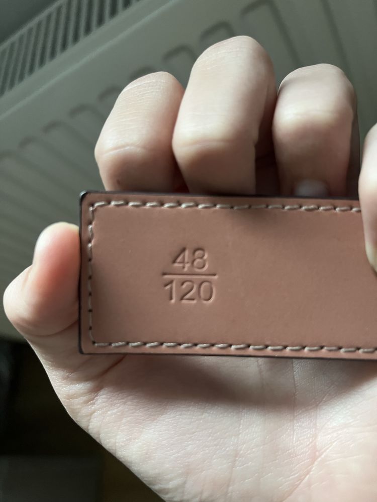 Pasek Louis Vuitton (dorzucę uszkodzone pudełko)