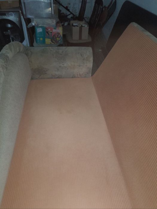 Раскладывающийся диван