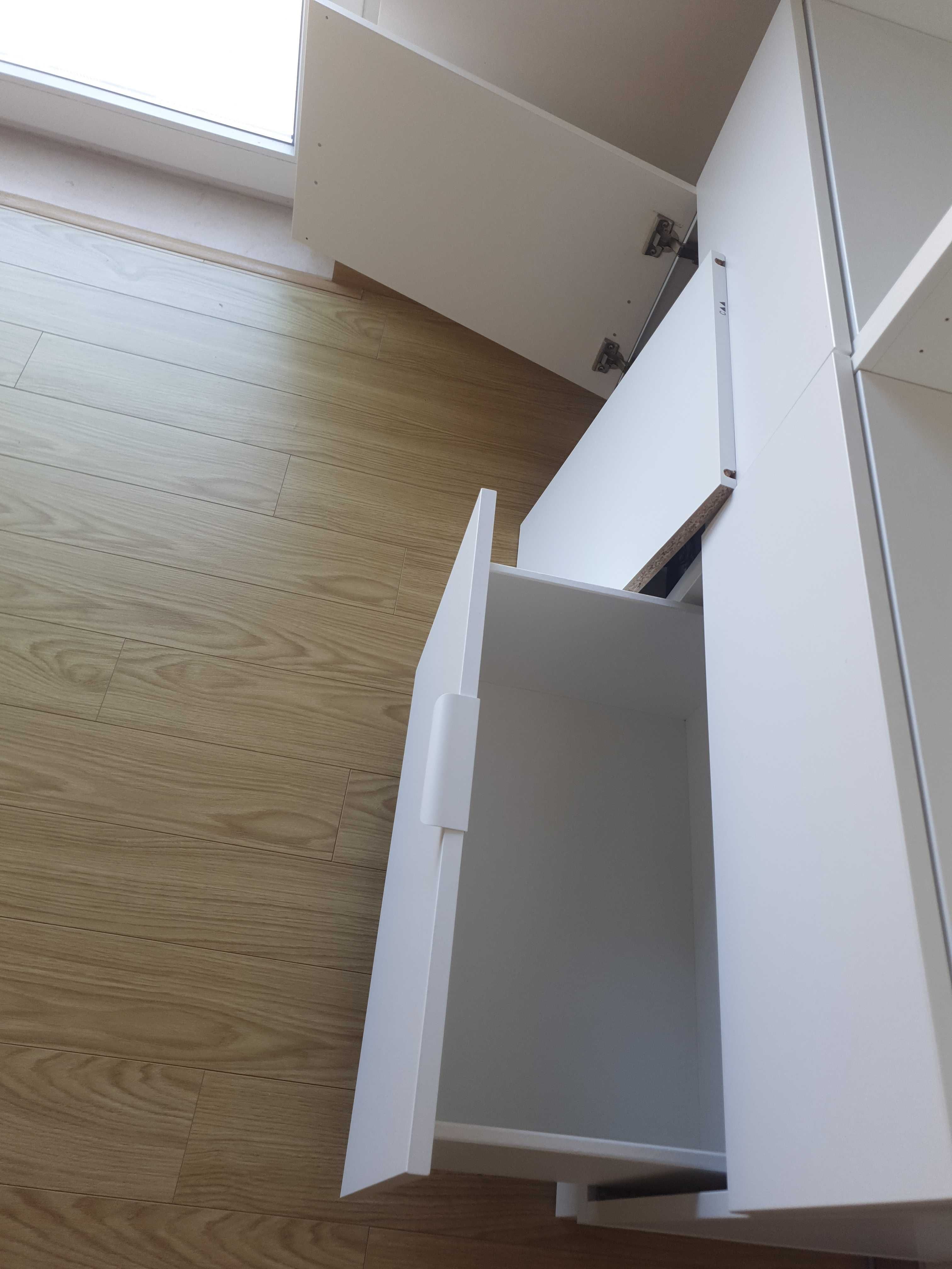 Bestå IKEA estantes dois 202 x 60 x 40 cm, portas gavetas brancas
