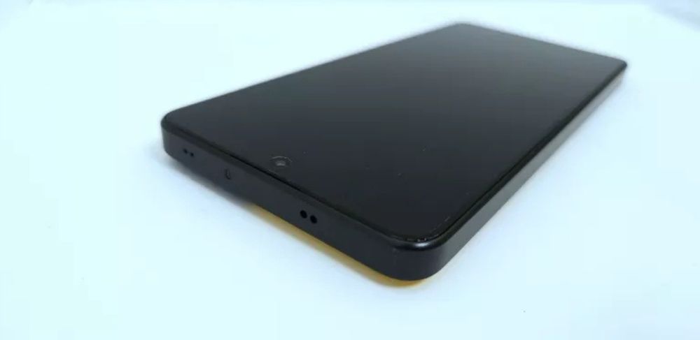 Poco x7 pro 12/256GB żółty plus ładowarka 90W