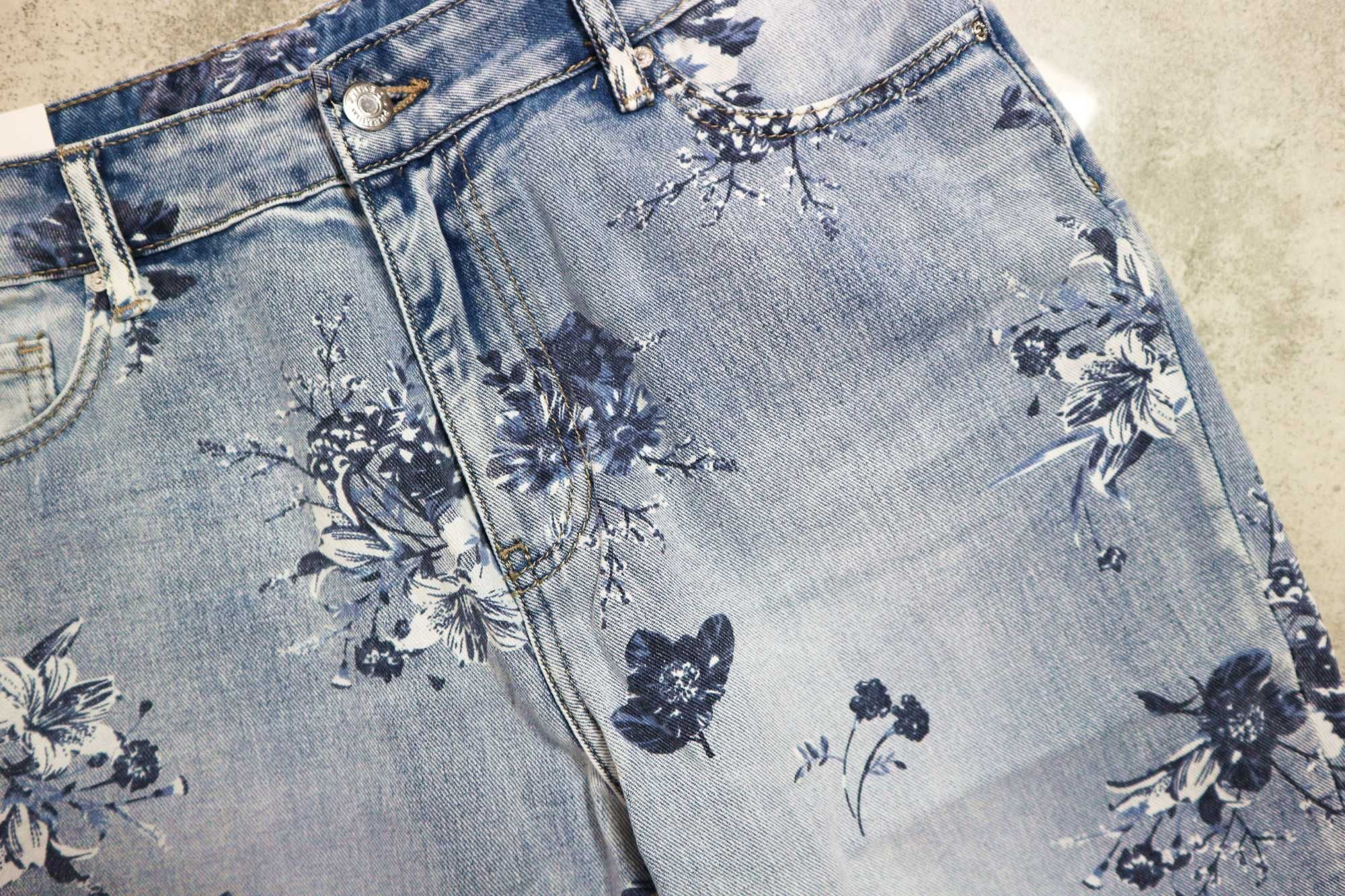 Spodnie jeansy w kwiaty - 2XL