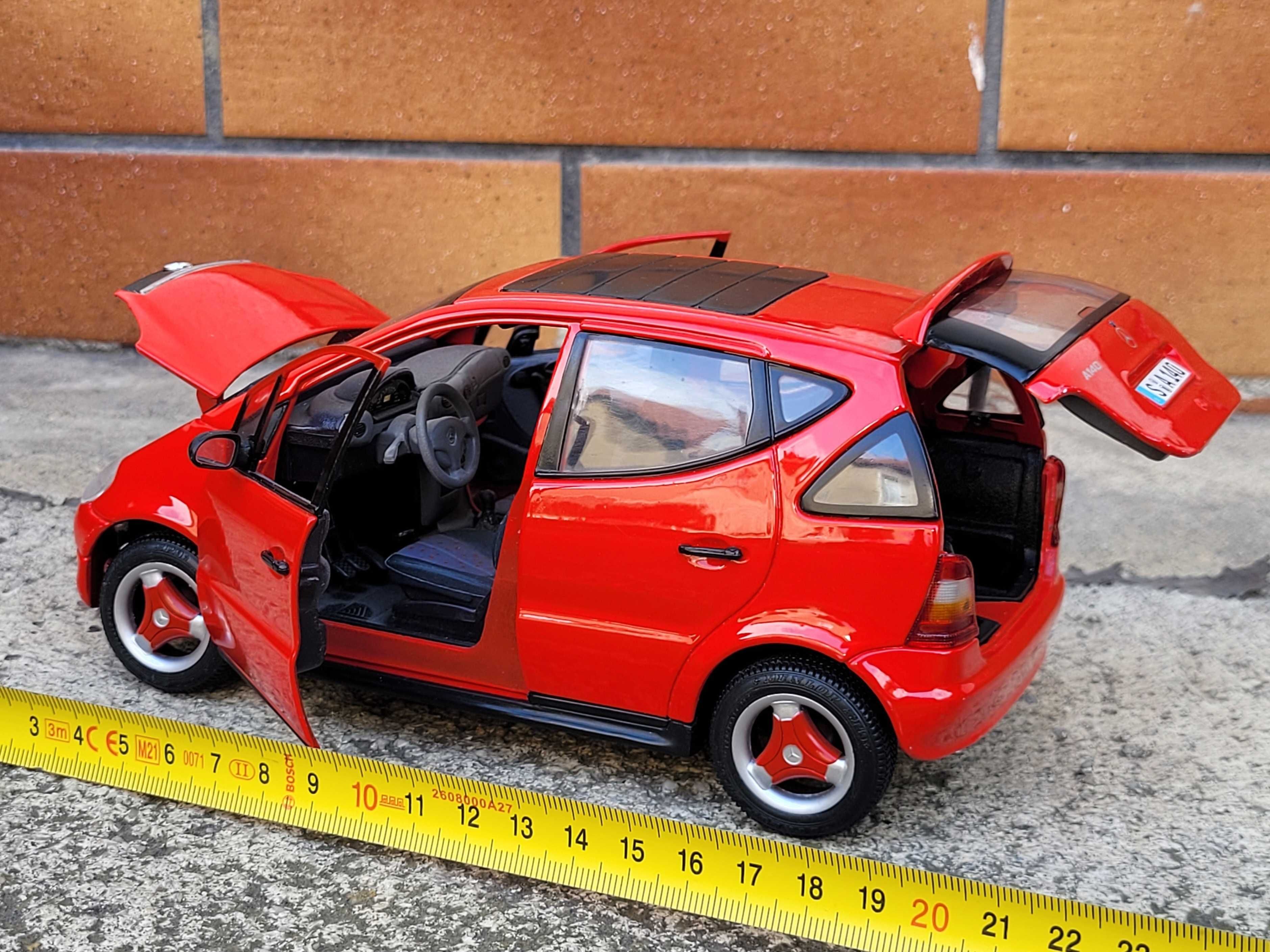 Kolekcja modeli Mercedes A 140 A140 AMG mega unikat 1:18