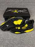 ButyDamskieTrampki Jordan4RetroThunder R.40