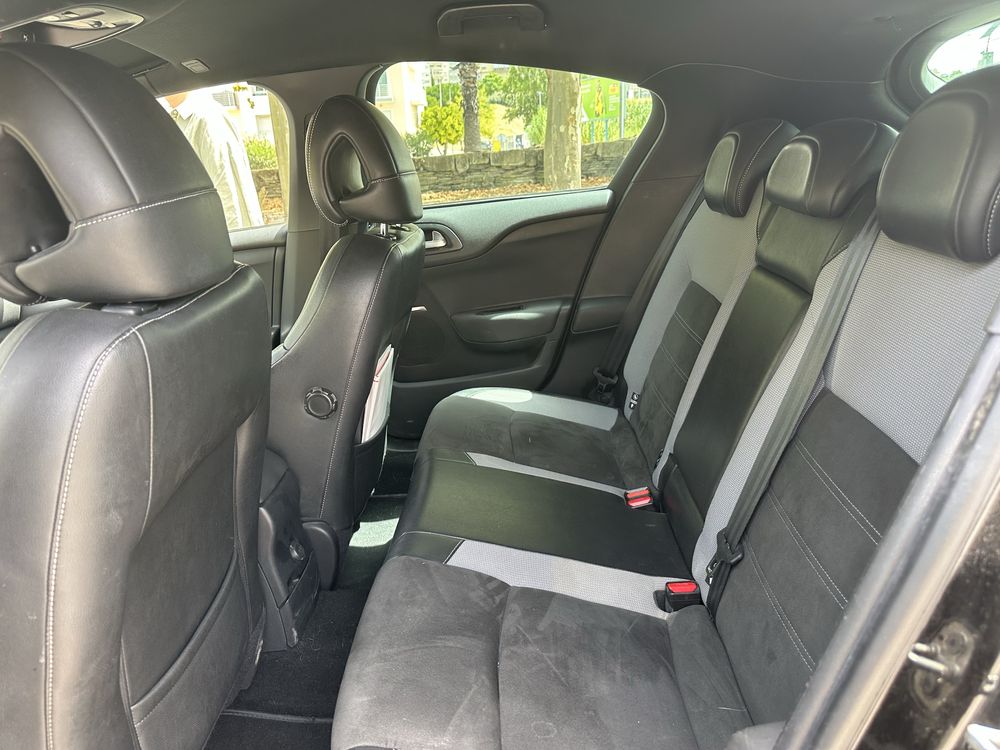 Citroën DS4 So Chic 2018 Automático – 143.700 km, excelente estado