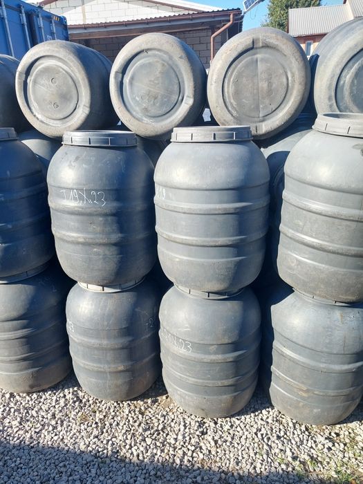 Beczka plastikowa na wodę 160l beczki grube mocne 160 na deszczówkę