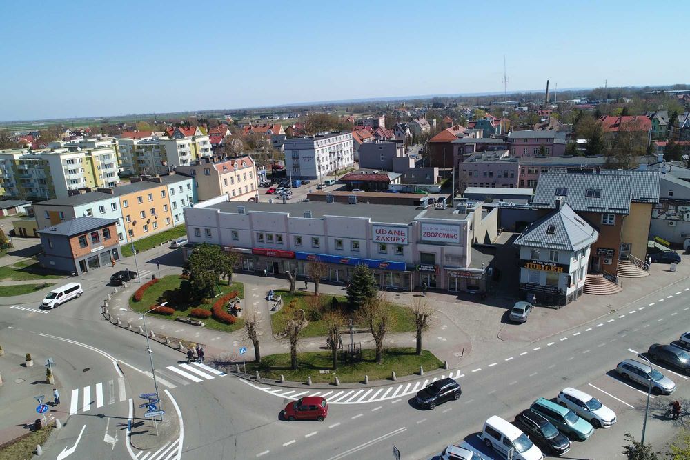 Wynajmę lokale użytkowe od 30 m2 do 150 m2 Nowy Dwór Gdański centrum