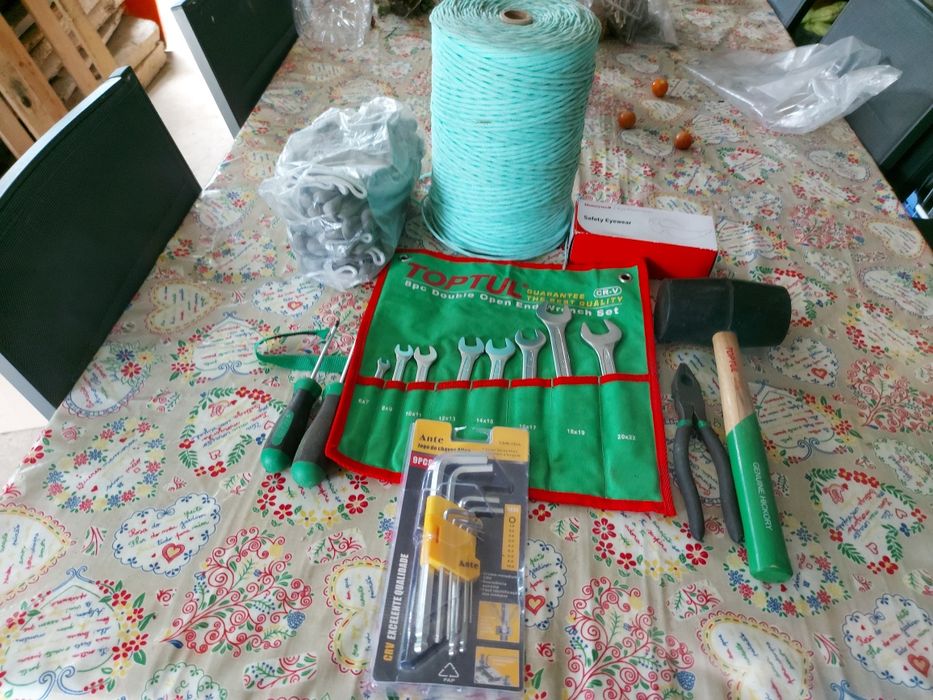 1 conjunto de Chaves de bocas marca toptul novo + 1 a