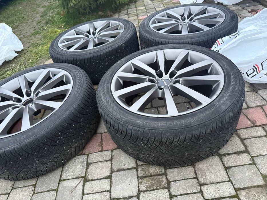 Продам диски з зимовою резиною Tesla Model S 5/120