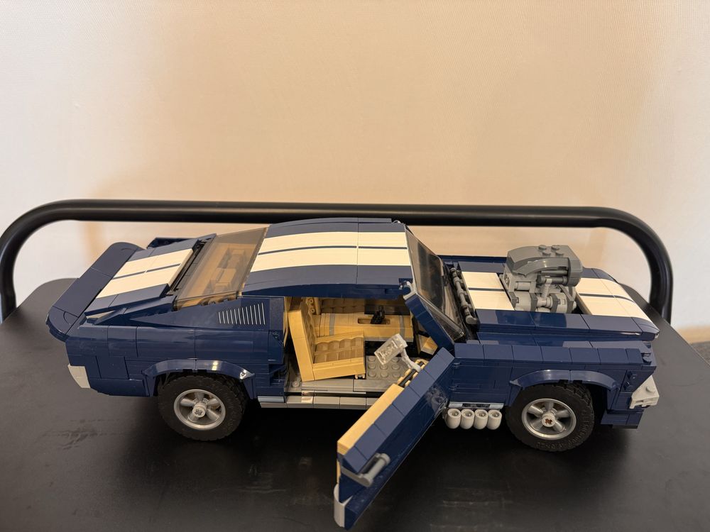 Конструктор lego creator expert ford mustang 1471 деталь (10265)