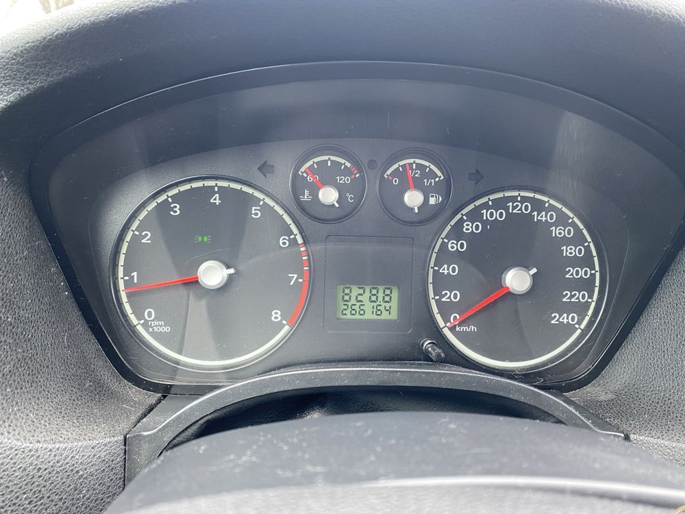 Ford Focus  mk2 1.6 benzyna+gaz