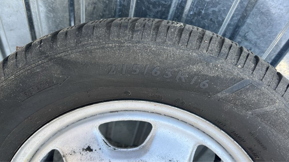 Запаска Suzuki grand vitara 215 65 16 Dunlop